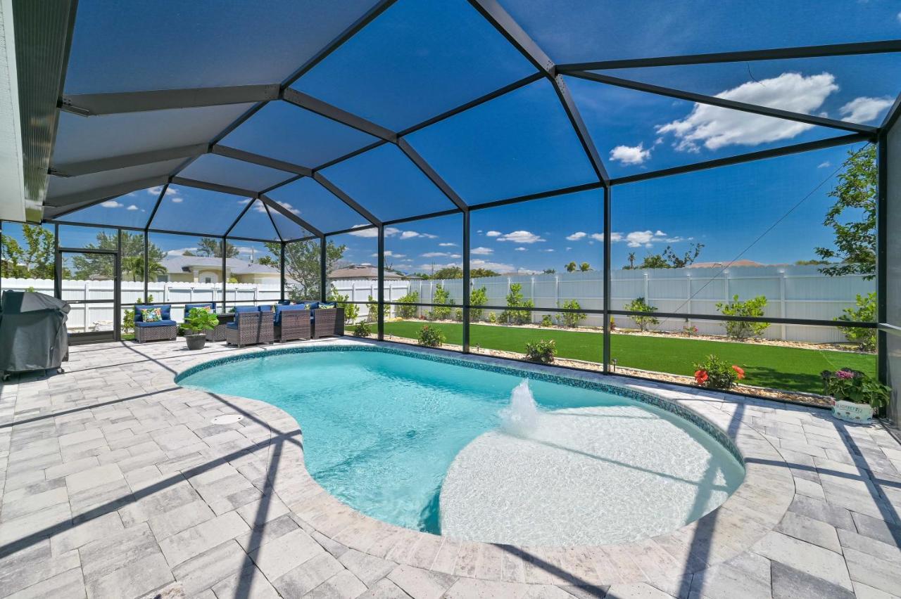 Villa Awesome! Cape Coral Extérieur photo